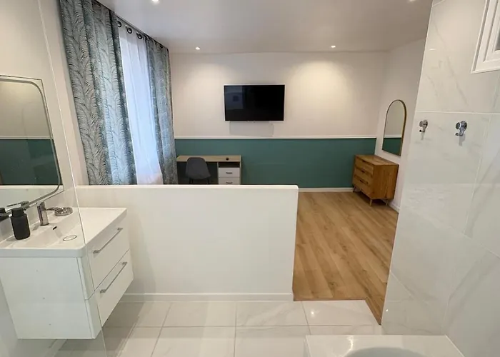 Spacieux Quartier Coty Apartment