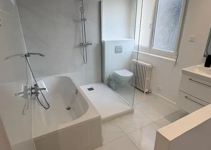 Spacieux Quartier Coty Apartment *